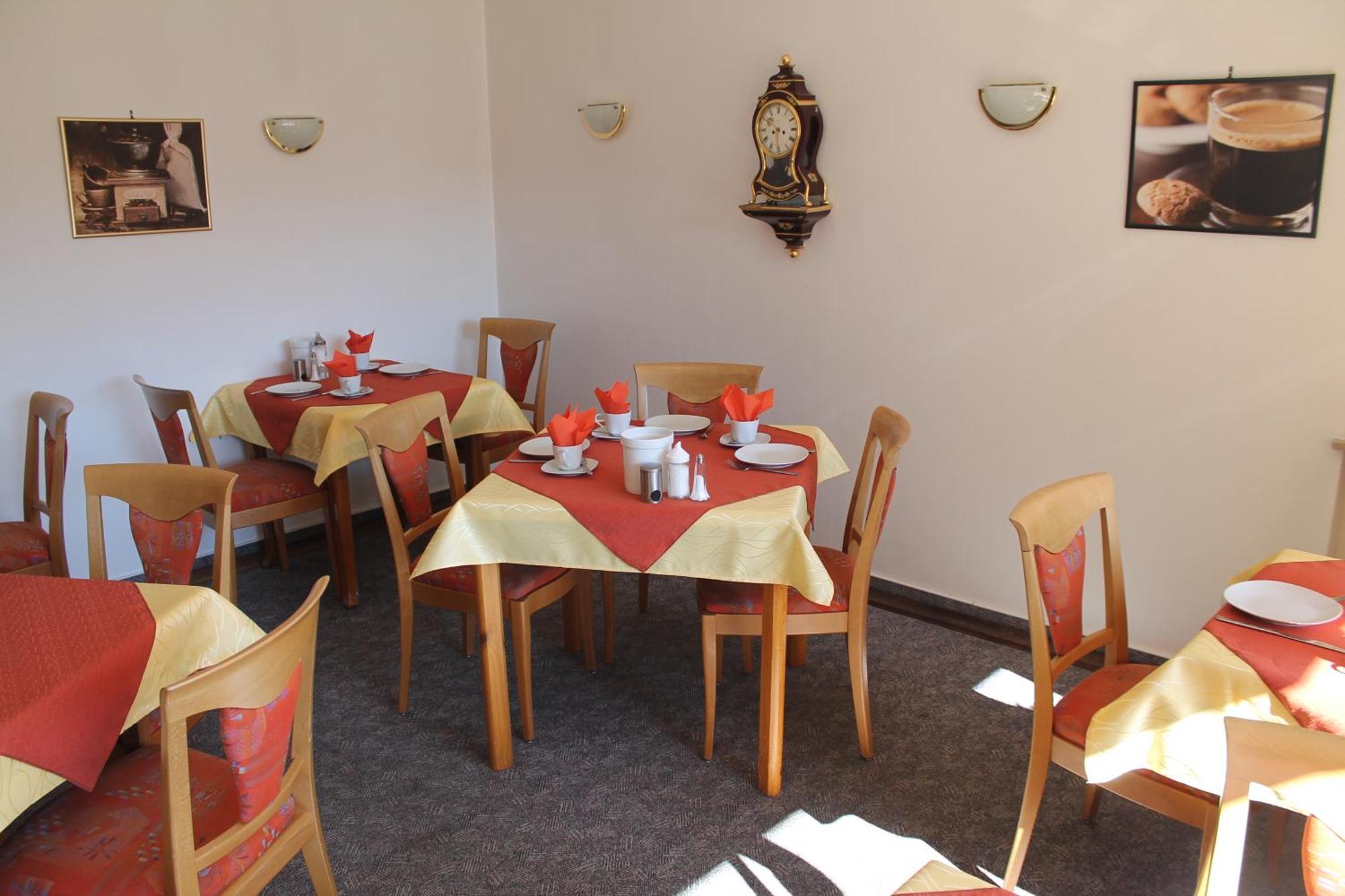 Hotel-Pension Thomé Hinterzarten Extérieur photo